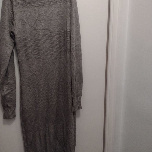 Sweater dress - Picture 2 of 3